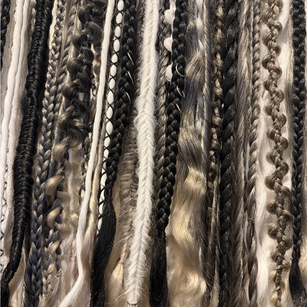 Synthetic Dreadlocks - Picture 2 of 2
